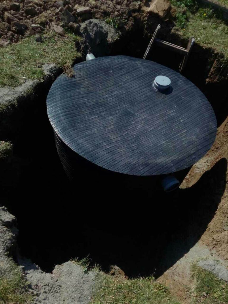Septicka jama u zemlji kigen plastika